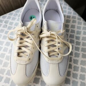 Adidas White and Cream Sneakers EUC